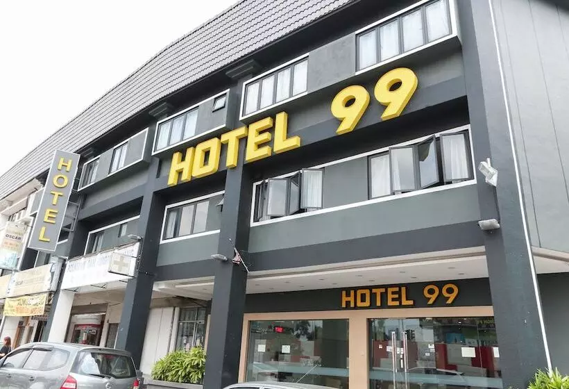 ホテル 99   Kepong