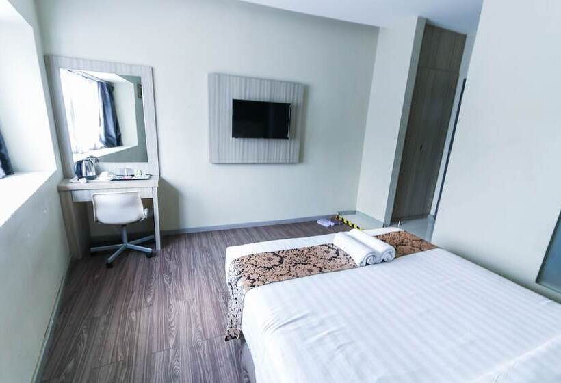 فندق 99   Kepong