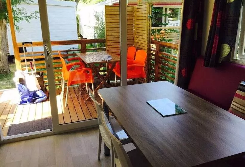 ホテル Camping Le Sous Bois