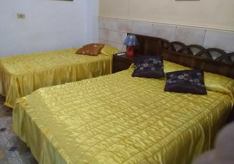 هتل Casa Dr. Claudio & Iliana