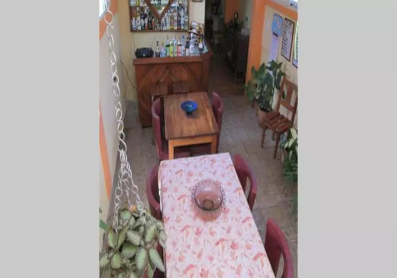 هتل Casa Dr. Claudio & Iliana