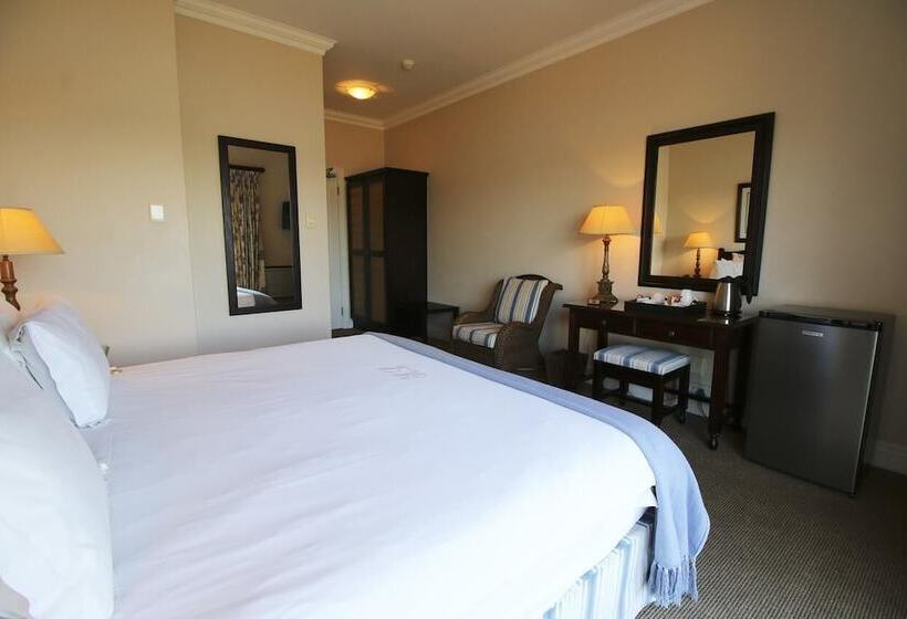 Hotel Kingfisher Lodge