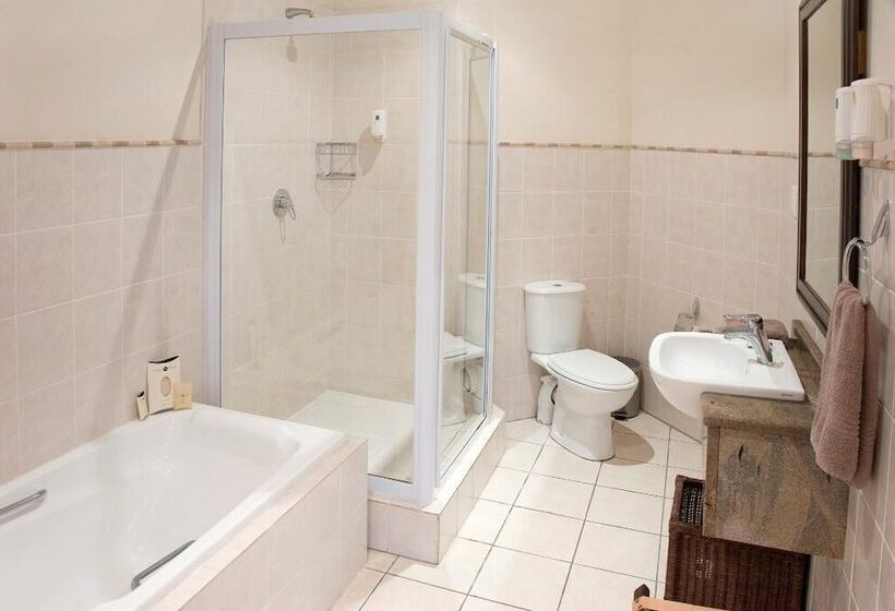 Hotel Kingfisher Lodge