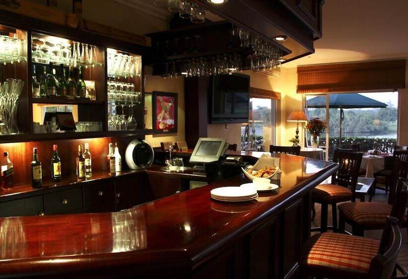 Hotel Kingfisher Lodge