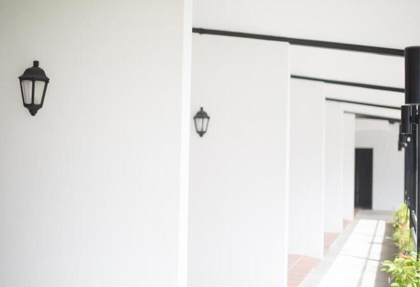 فندق The Marian Boutique Lodging House