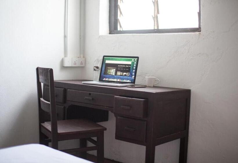 فندق The Marian Boutique Lodging House