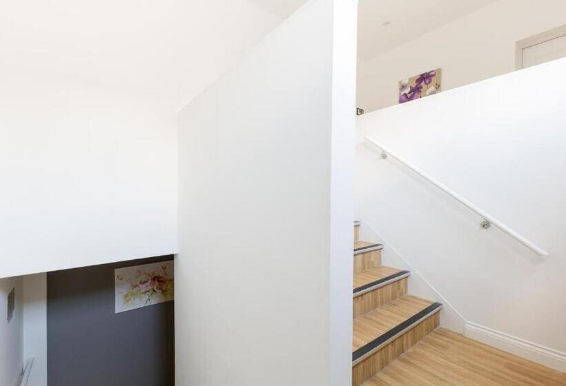 Marvel Apartments Leamington Spa