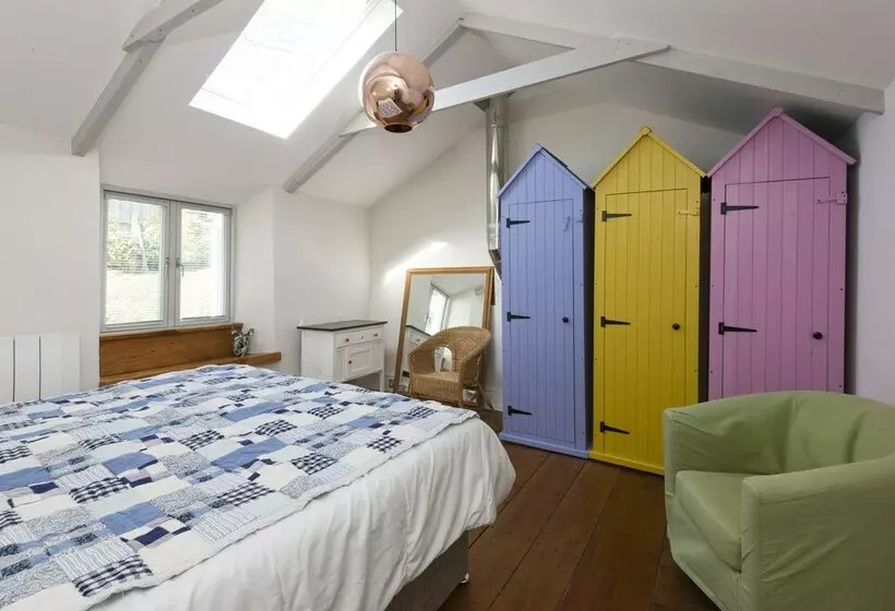 Pilgrim Cottage