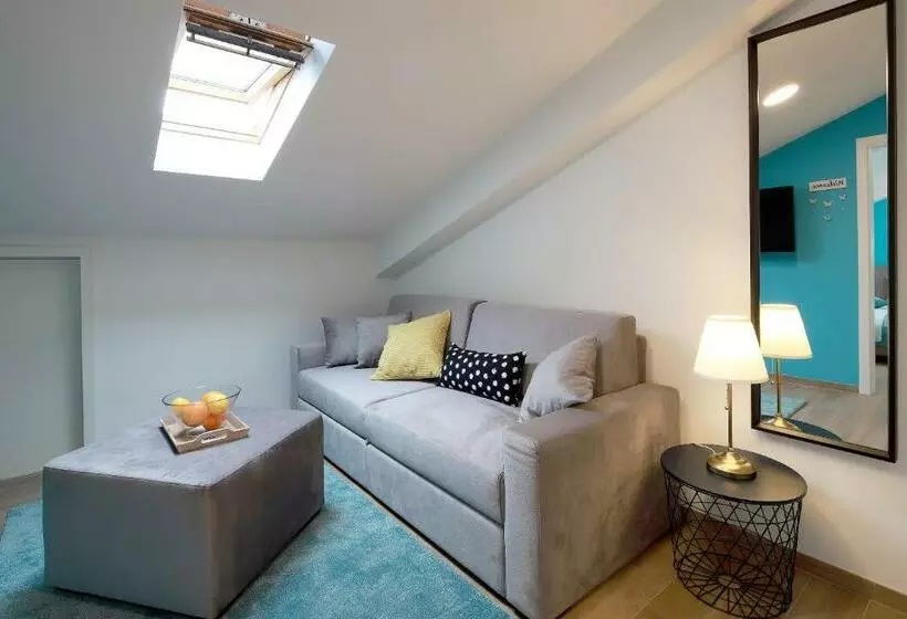 Nelly Apartment