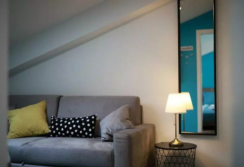Nelly Apartment