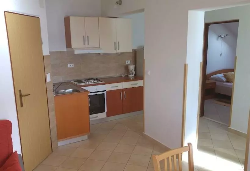 Apartments Dijana
