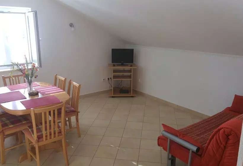 Apartments Dijana