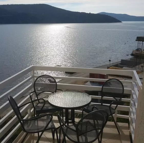 Apartments Dijana