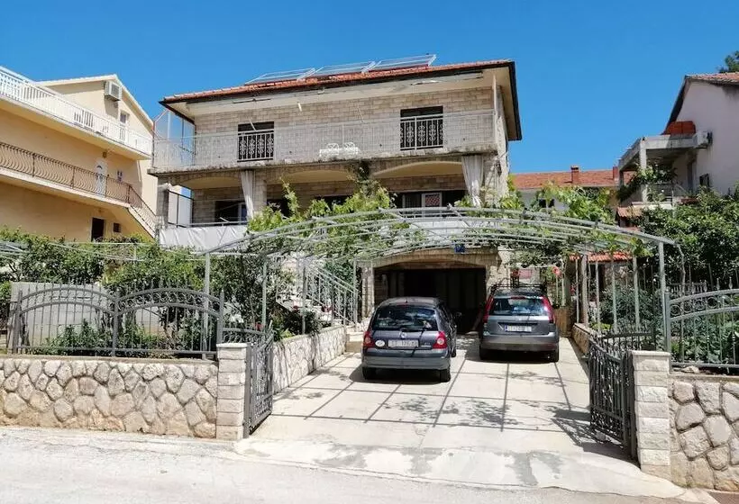 Apartments Emmas Studio