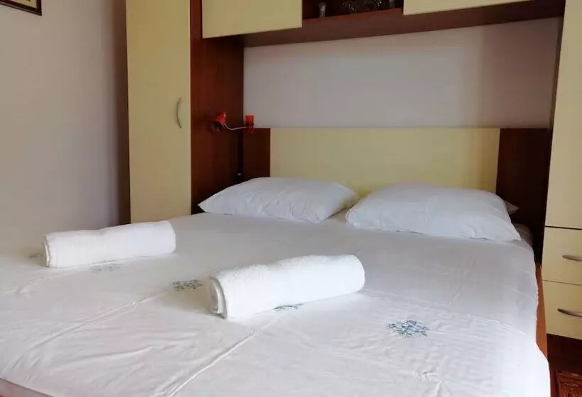 Apartments Emmas Studio