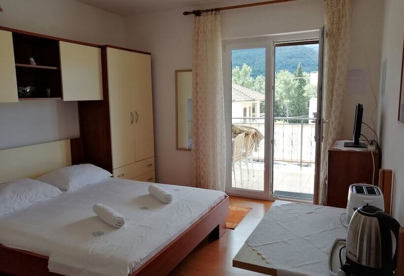 Apartments Emmas Studio