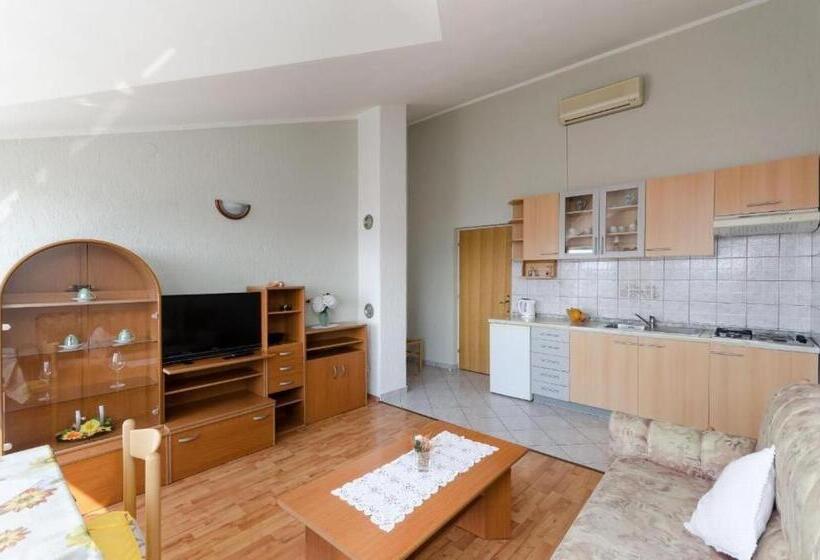 Apartments Krunoslav