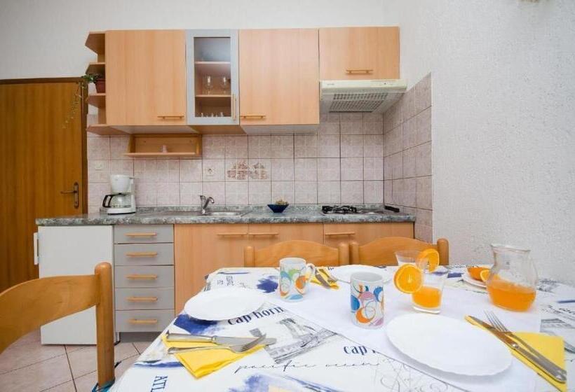 Apartments Krunoslav