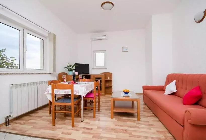 Apartments Krunoslav