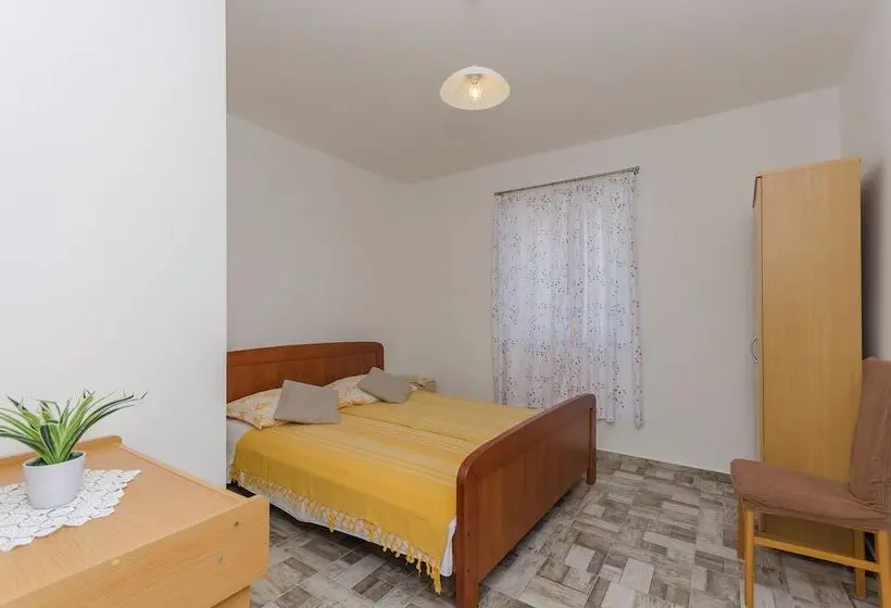 Apartments Mila Ii
