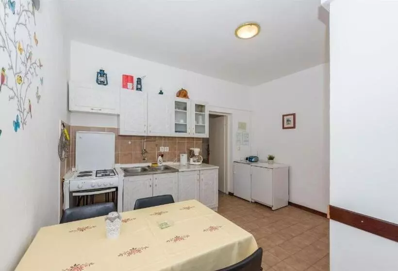 Apartment Milivoj