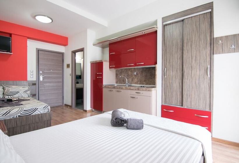 Avra Comfort Rooms  Family