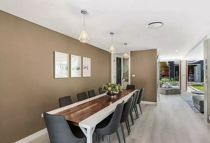 La Luna Shoal Bay 30 Horace St Shoal Bay