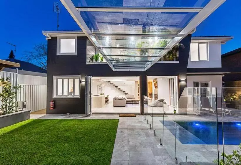 La Luna Shoal Bay 30 Horace St Shoal Bay