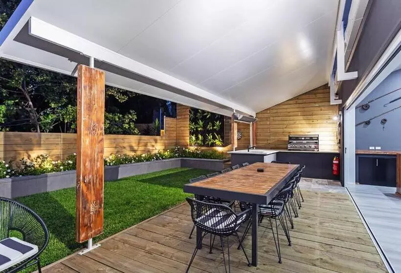 La Luna Shoal Bay 30 Horace St Shoal Bay