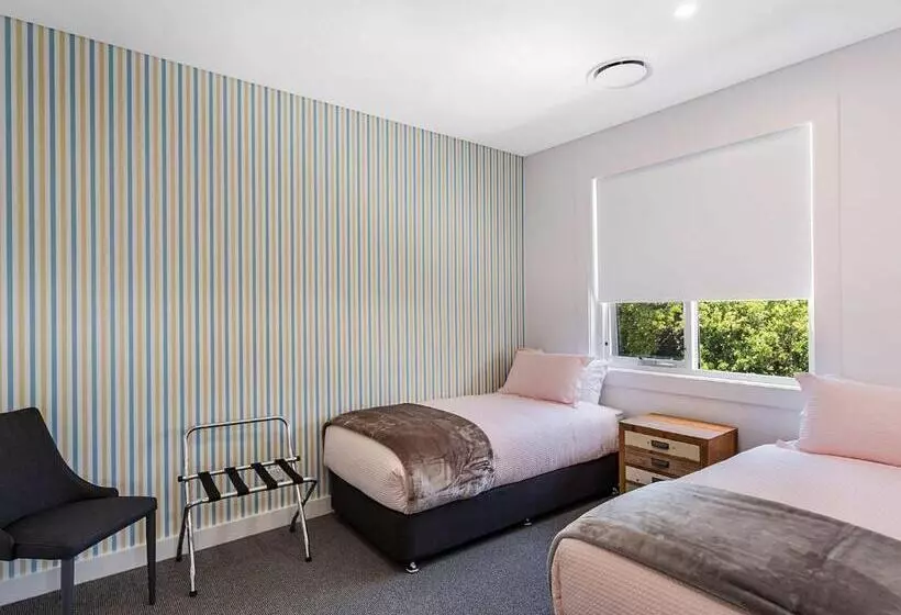 La Luna Shoal Bay 30 Horace St Shoal Bay