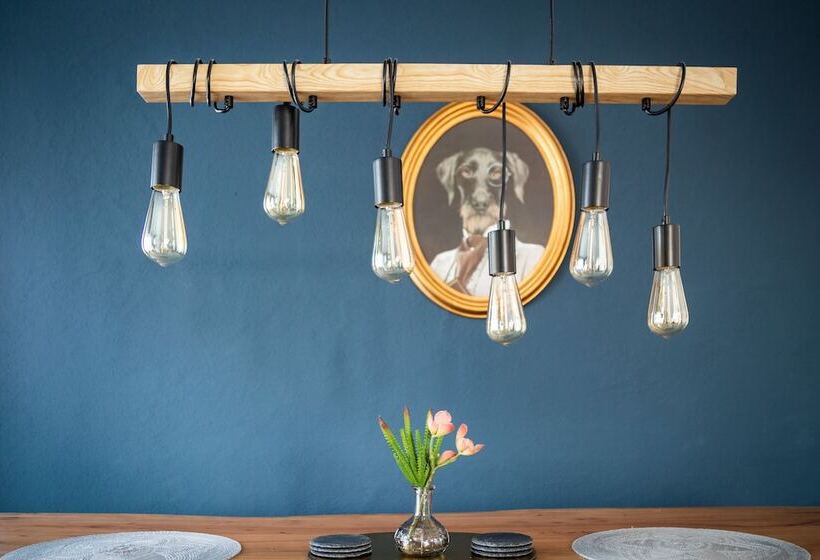 Sohana Lifestyle Apartments I Leilani S & Saskia S Home I Rust