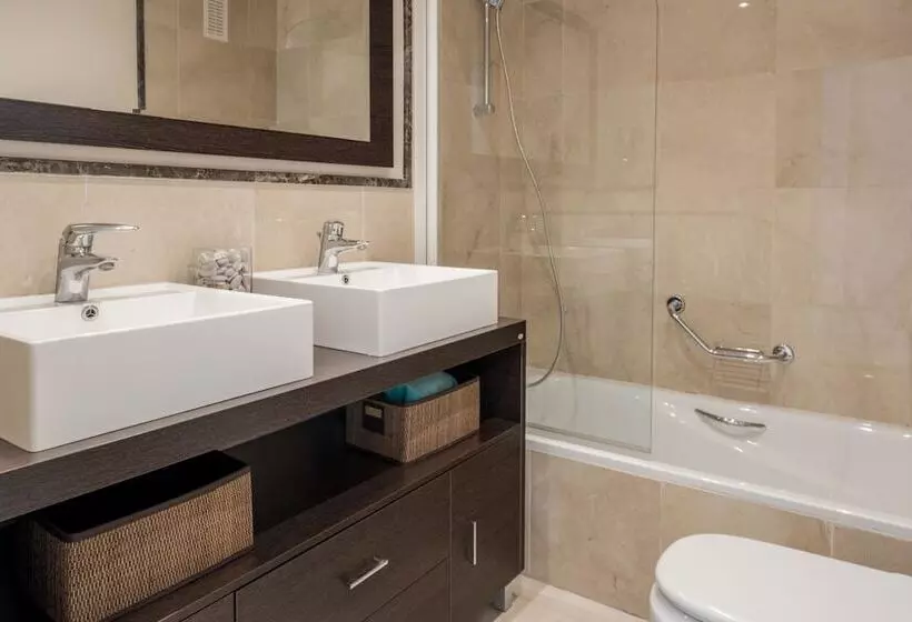 Espectacular Terraza Con Vistas Al Mar