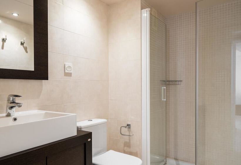 Espectacular Terraza Con Vistas Al Mar