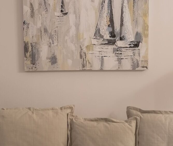 L Apartment Blanc Dans Le Centre De Glyfada