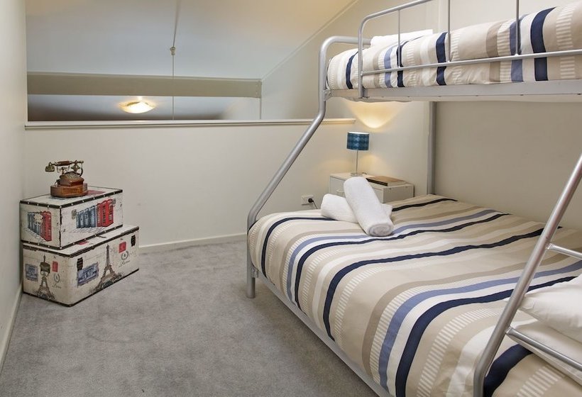 Razorback 6  Razorback Plaza Jindabyne