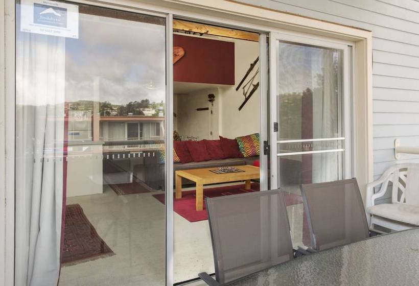 Razorback 6  Razorback Plaza Jindabyne