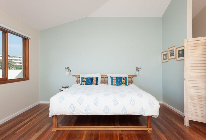 Sunny Family Beach House