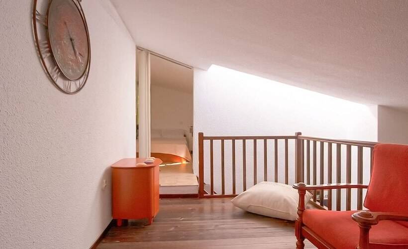 Villa Persephone By Qr Booking