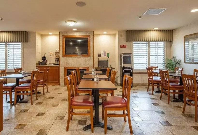 فندق Atherton Park Inn And Suites