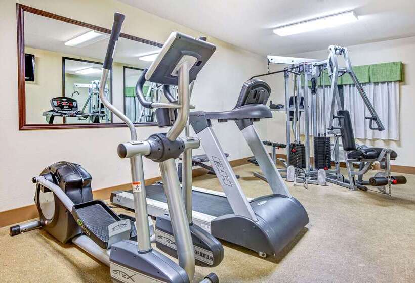 فندق Baymont By Wyndham Dallas/ Love Field