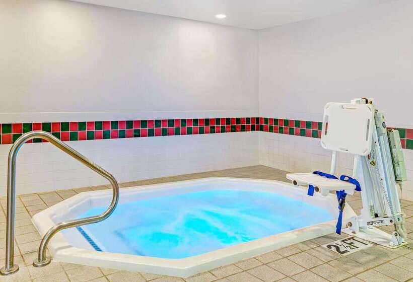 فندق Baymont By Wyndham Dallas/ Love Field