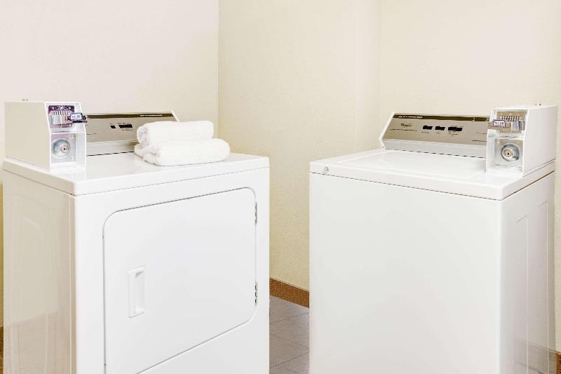 فندق Baymont By Wyndham Dallas/ Love Field