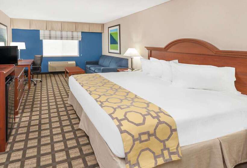 هتل Baymont By Wyndham Galesburg