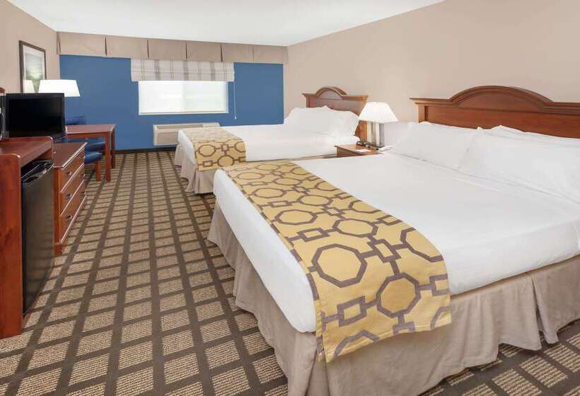 هتل Baymont By Wyndham Galesburg