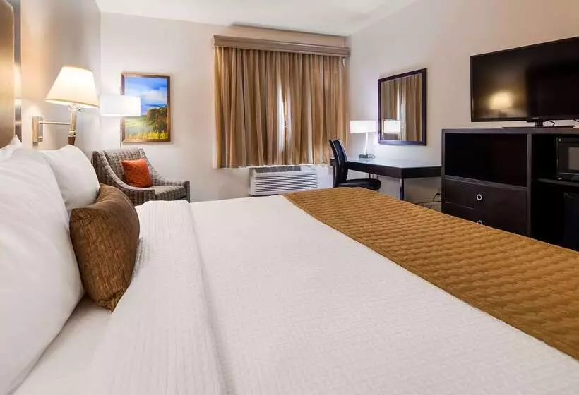 Best Western Plus Portland Airport Hotel & Suites