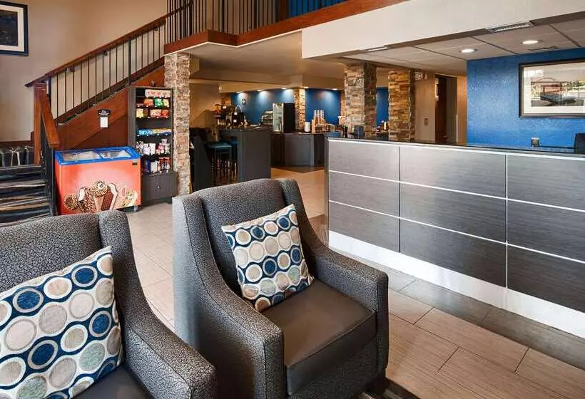 ホテル Best Western Van Buren Inn