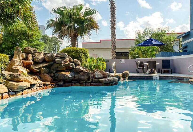 هتل Comfort Inn & Suites Fm1960 Champions