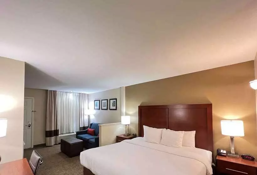 Отель Comfort Inn & Suites Sequoia Kings Canyon