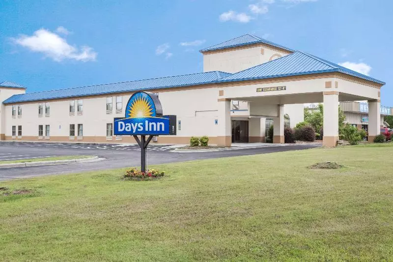 ホテル Days Inn By Wyndham Selma