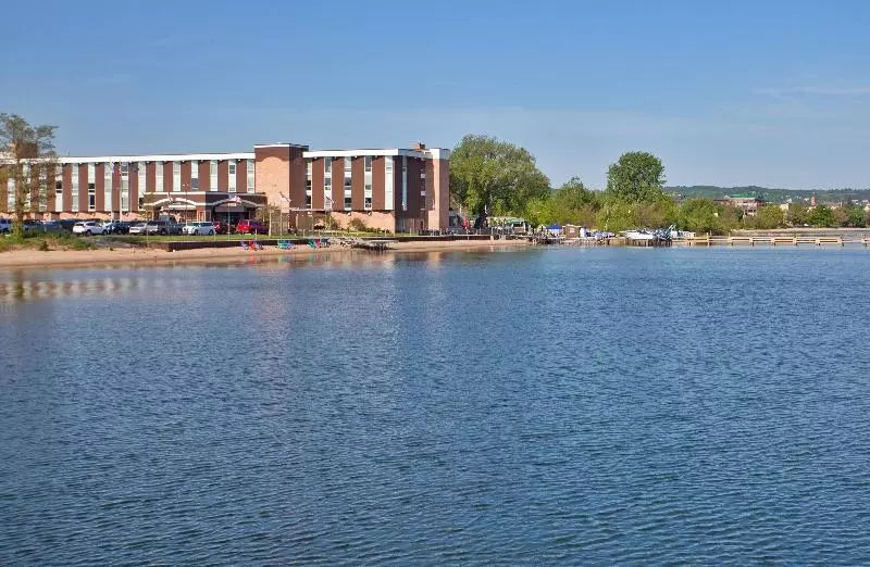 فندق Delamar Traverse City